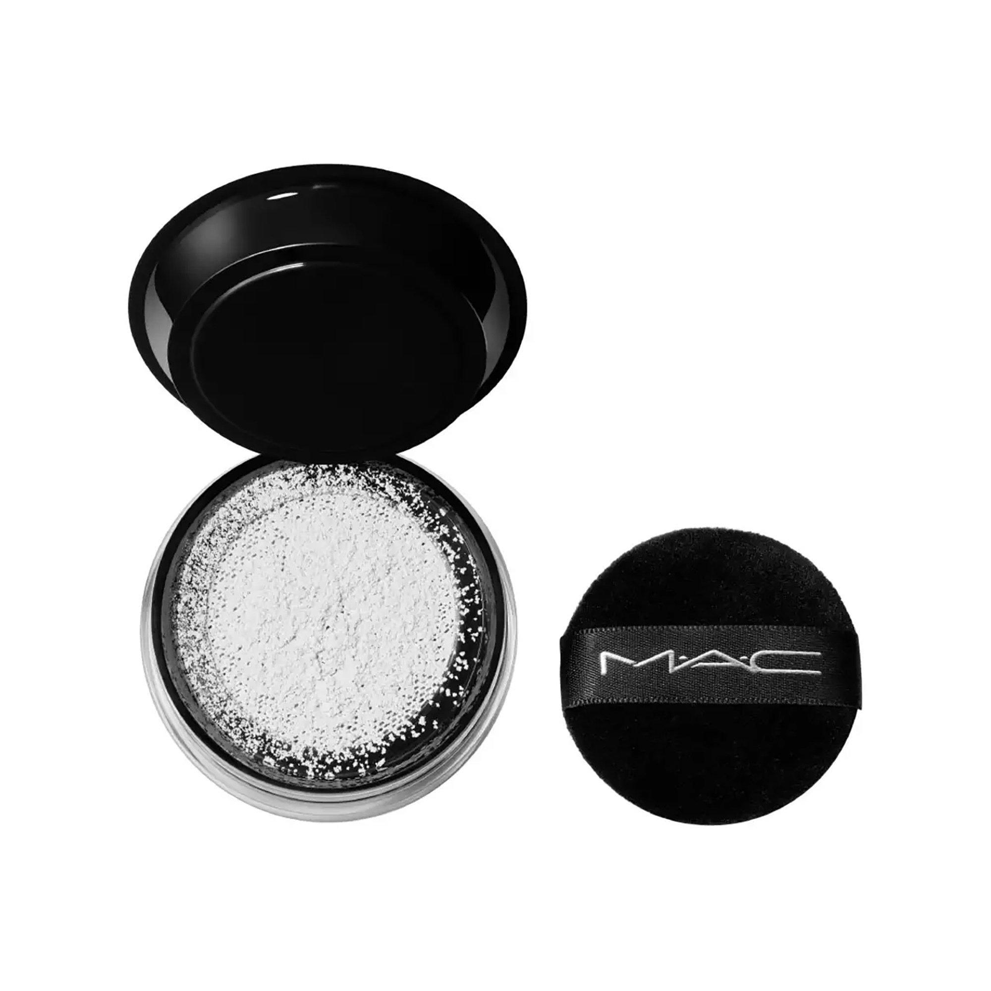 MAC Cosmetics  Studio Fix Weightless Loose Powder 