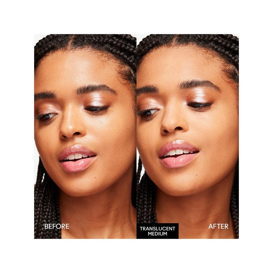 MAC Cosmetics  Studio Fix Weightless Loose Powder 