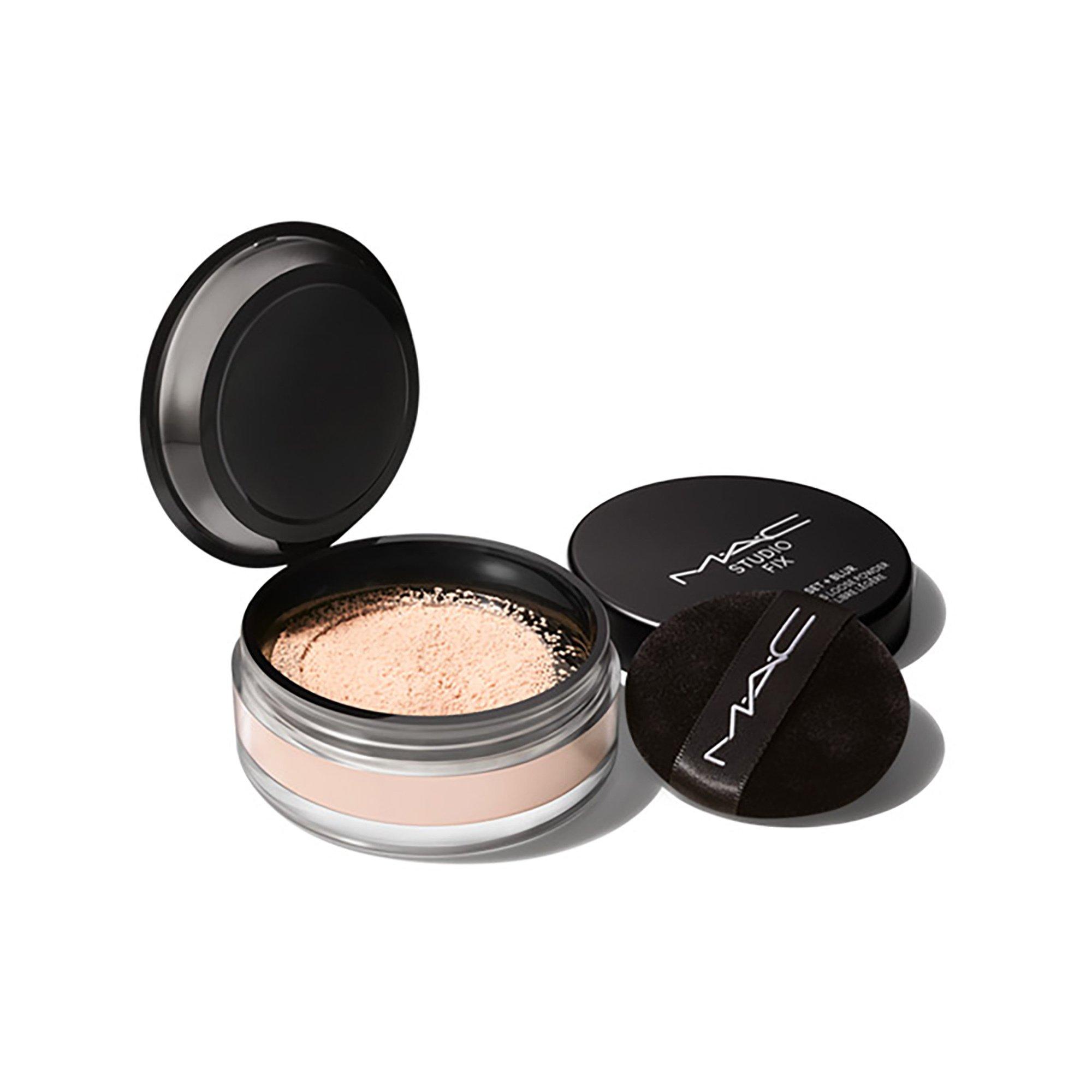 MAC Cosmetics  Studio Fix Weightless Loose Powder 