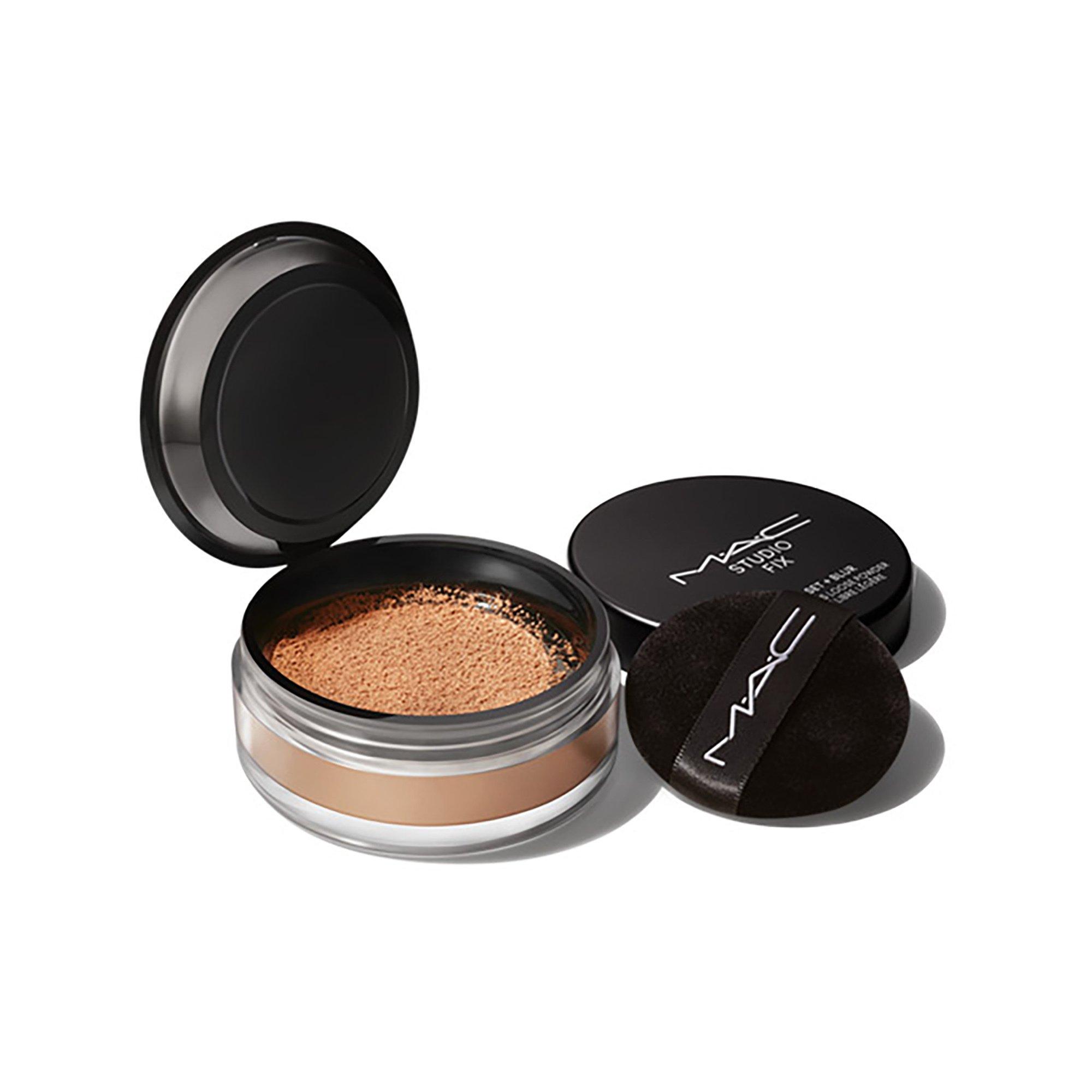 MAC Cosmetics  Studio Fix Weightless Loose Powder 