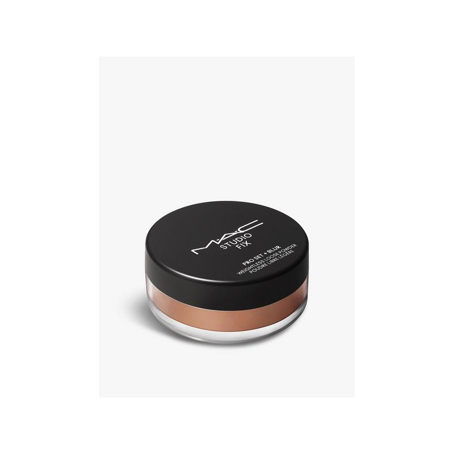 MAC Cosmetics  Studio Fix Weightless Loose Powder 