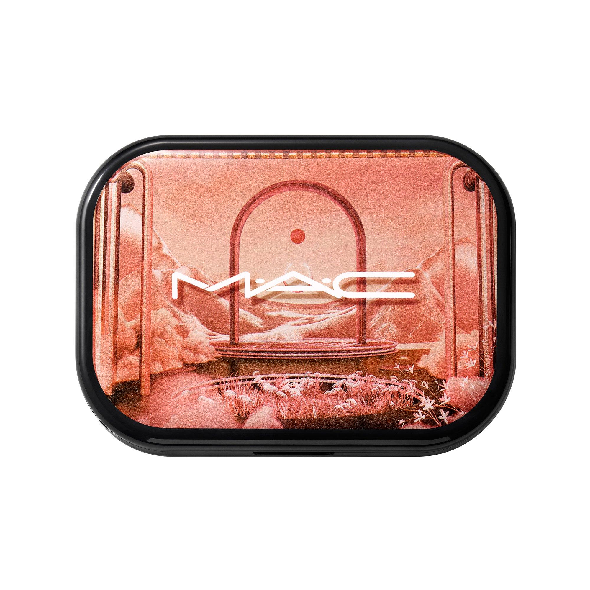 MAC Cosmetics   Eye Shadow x 6 Embedded In Burgundy 