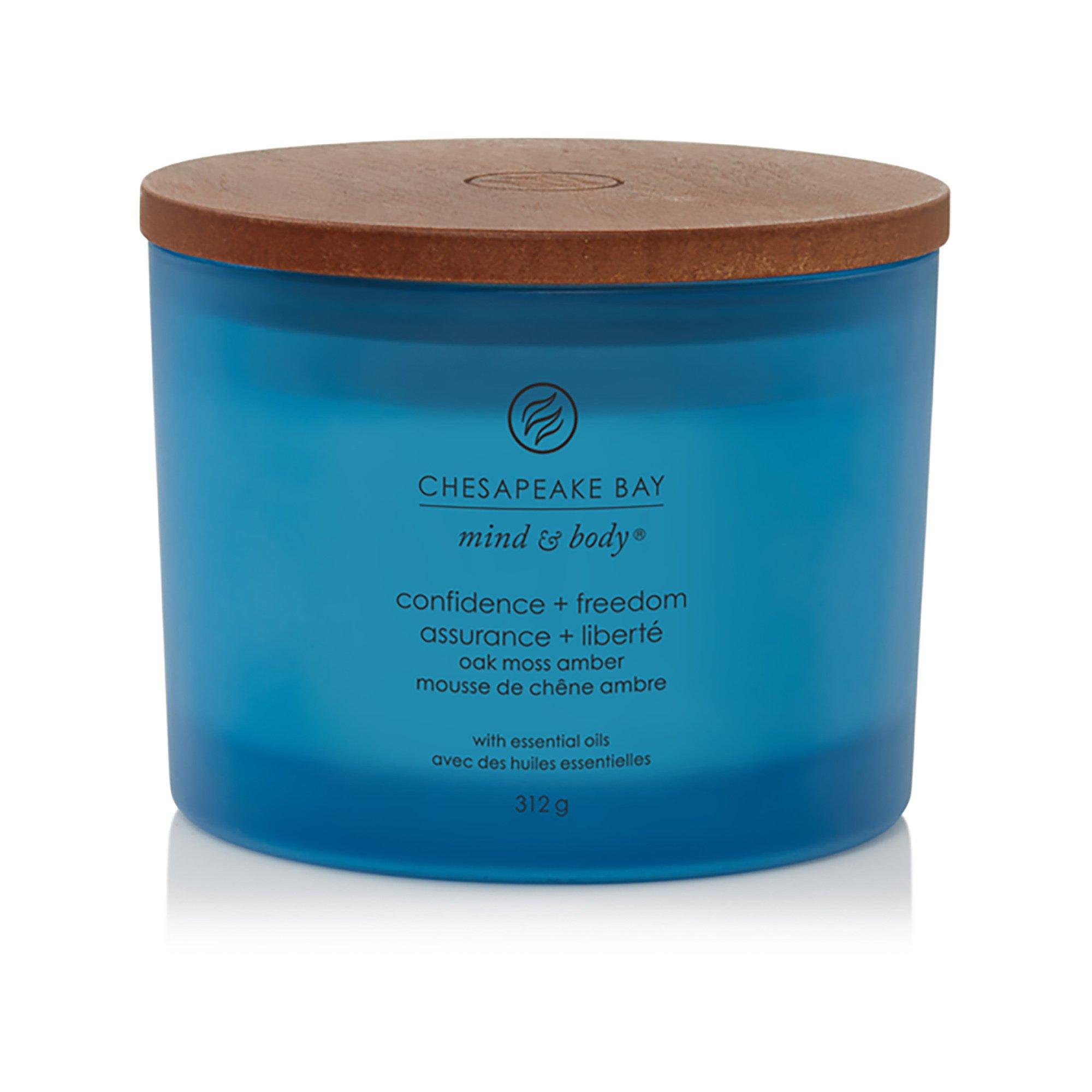 Chesapeake Bay Candela profumata a 3 stoppini in vetro Confidence & Freedom 