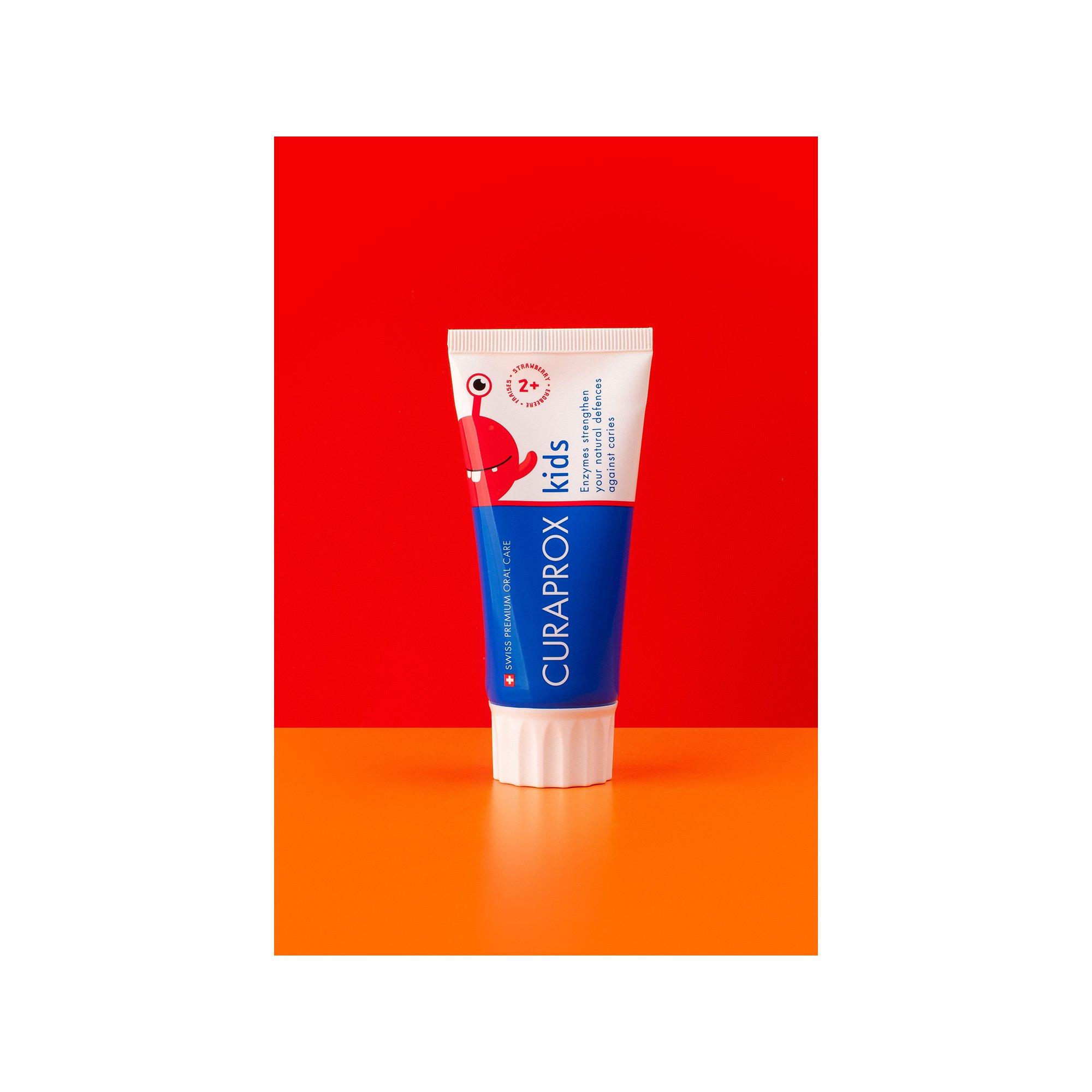 CURAPROX  Kinderzahnpasta Kids Erdbeere 