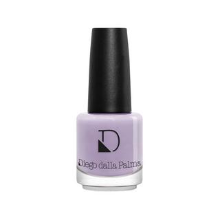 diego dalla palma  Wisteria Nails 