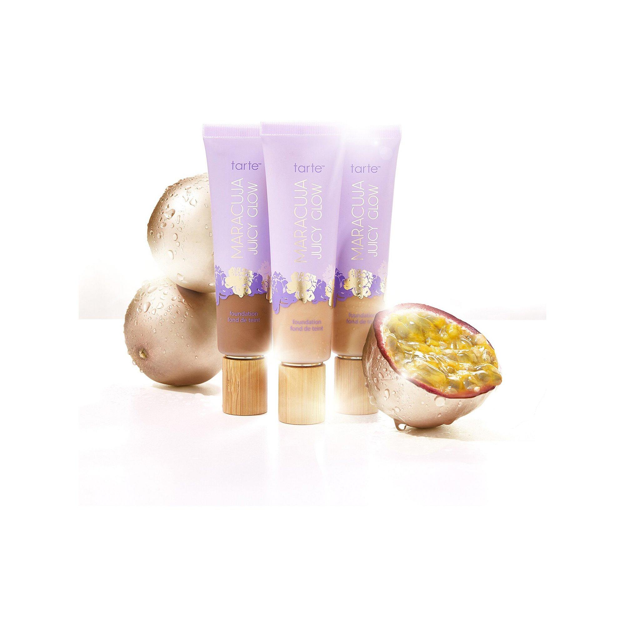 tarte  Maracuja Juicy Glow Skin Tint Foundation - Crema colorata illuminante 