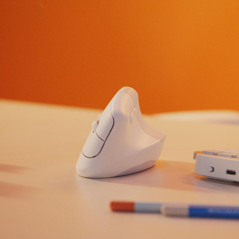 Logitech Lift for Mac Vertical Ergon Mouse senza fili 