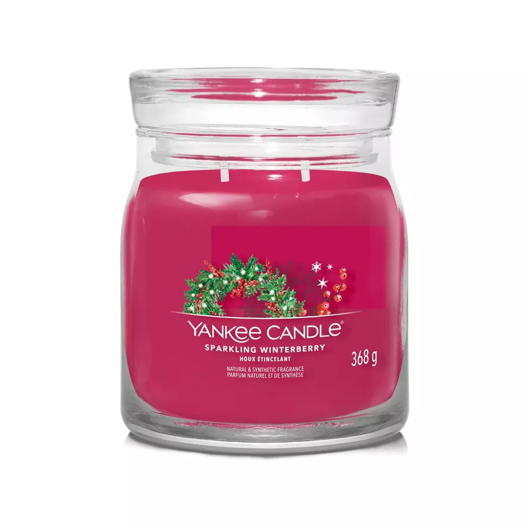 Yankee Candle Signature Medium Candle Sparkling Winterberry 368 g