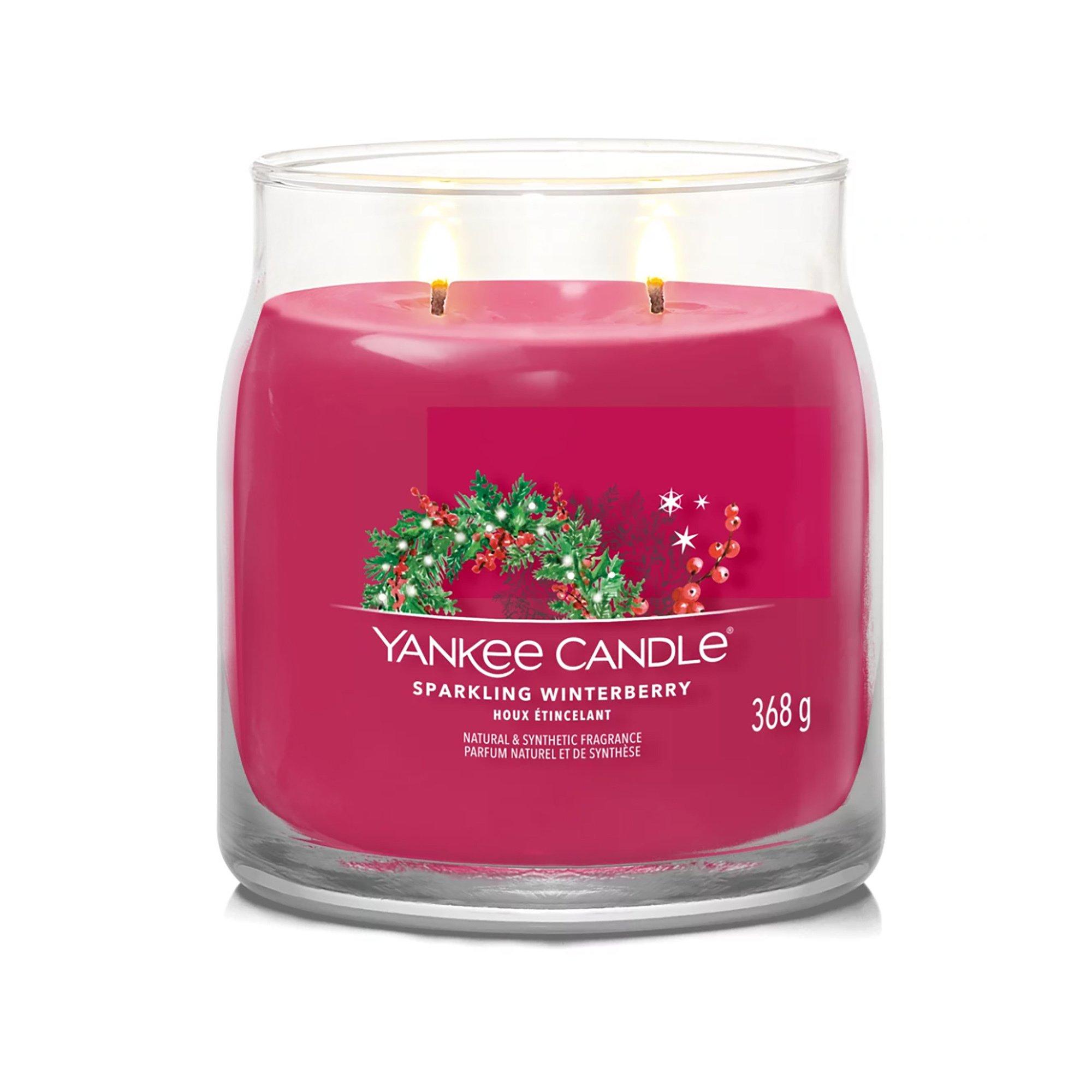 Yankee Candle Signature Candela profumata di Natale in barattolo Sparkling Winterberry 