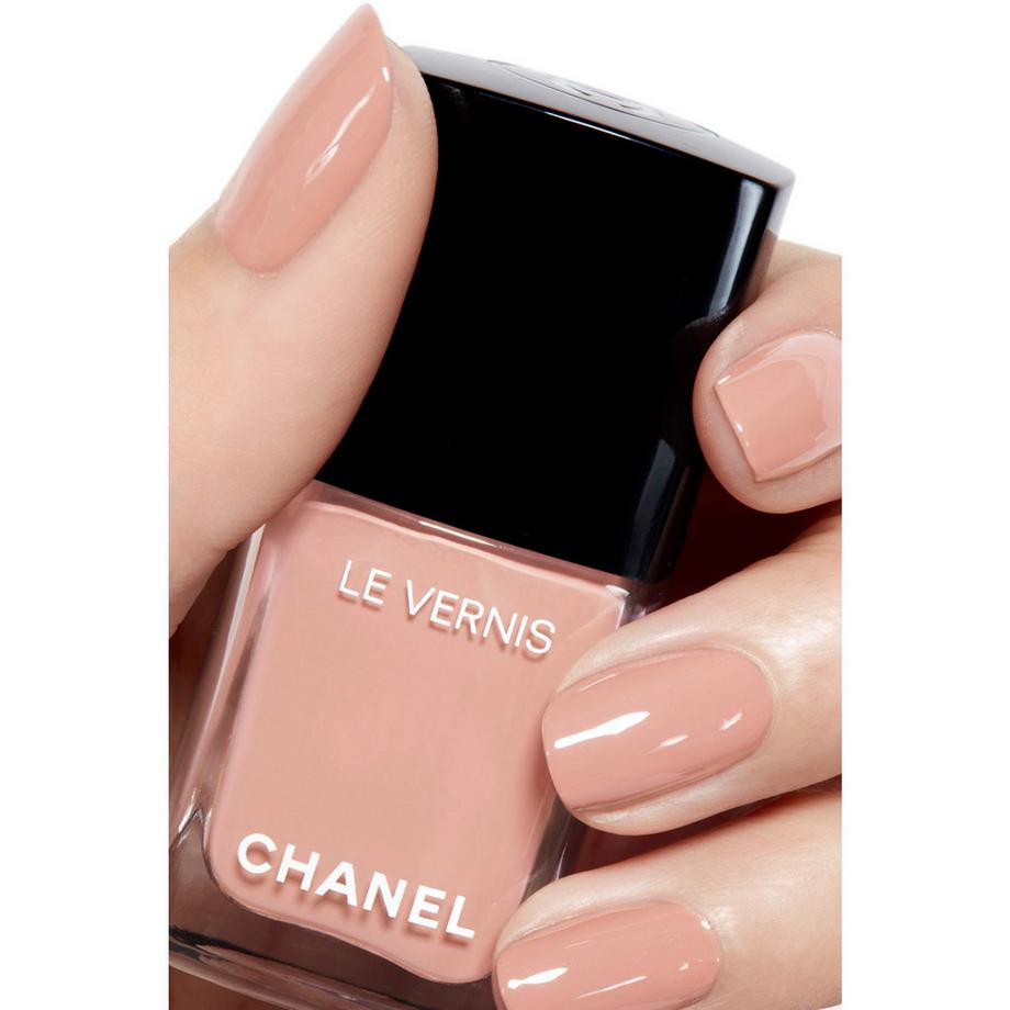 CHANEL LE VERNIS COULEUR ET BRILLANCE LONGUE TENUE 