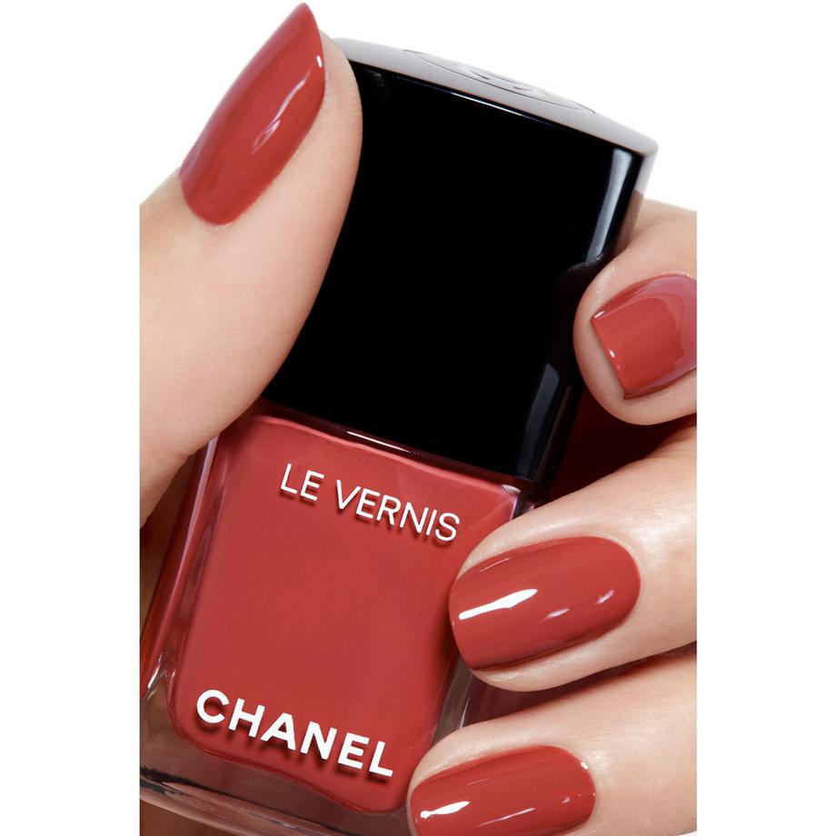 CHANEL LE VERNIS COLORE E BRILLANTEZZA LUNGA TENUTA  