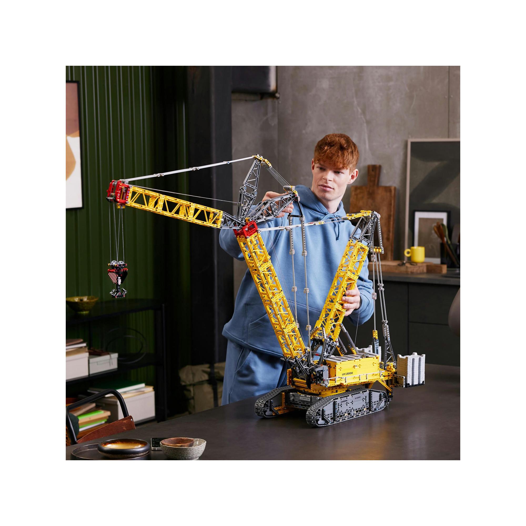 LEGO®  42146 Liebherr LR 13000 Raupenkran 