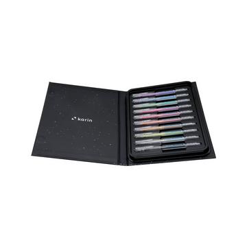 Crayons en gel métallique dans une boîte en carton