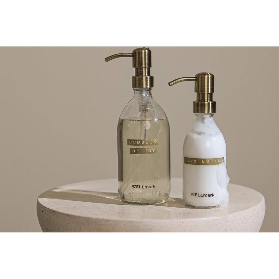 Wellmark Soft hands kind heart Handcreme 