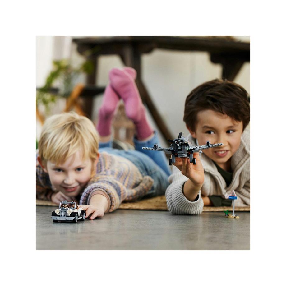 LEGO®  77012 La poursuite en avion de combat 