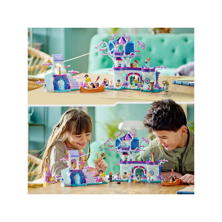 LEGO®  43215 La casa sull’albero incantata 