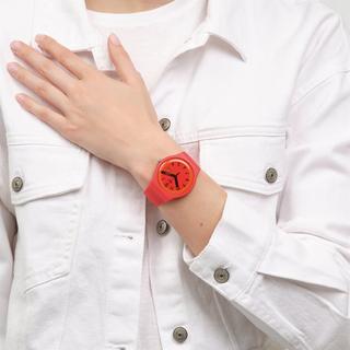 swatch PROUDLY RED Horloge analogique 