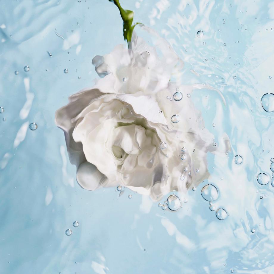 CHANEL HYDRA BEAUTY MICRO CRÈME YEUX IDRATANTE E ILLUMINANTE 