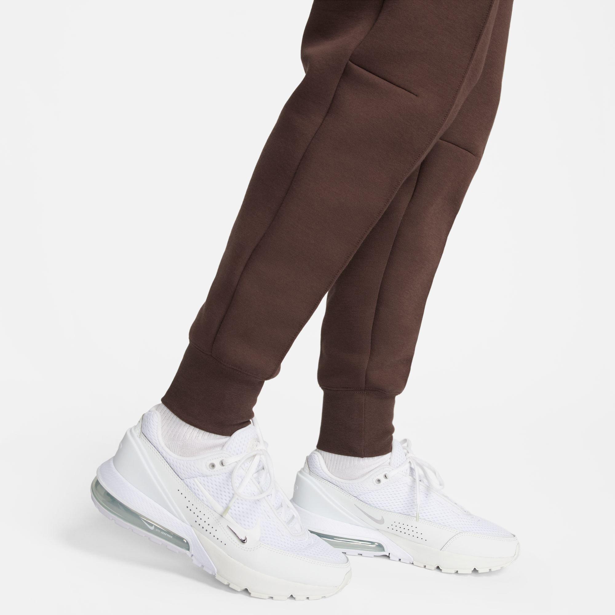 NIKE TECH Pantalon de survêtement 