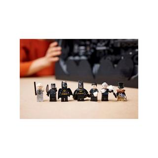 LEGO  76252 Batcave™ –  Shadow Box 