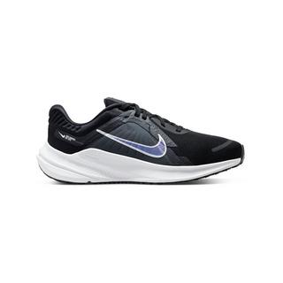 NIKE Wmns Quest 5 Chaussure running 