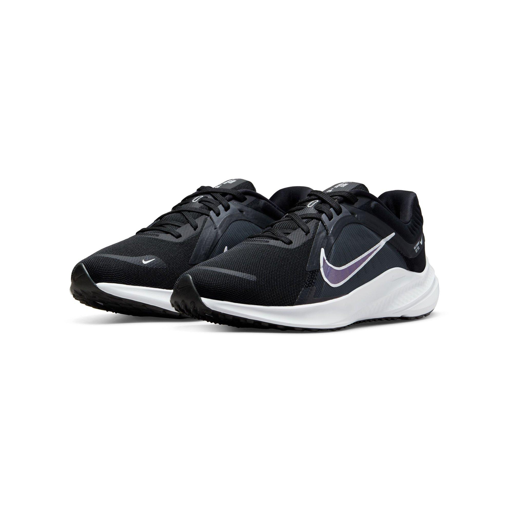 NIKE Wmns Quest 5 Chaussure running 