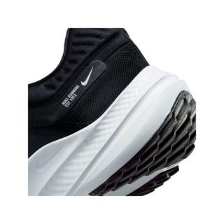 NIKE Wmns Quest 5 Scarpe da corsa 