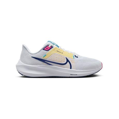 NIKE Wmns Pegasus 40 Laufschuhe 