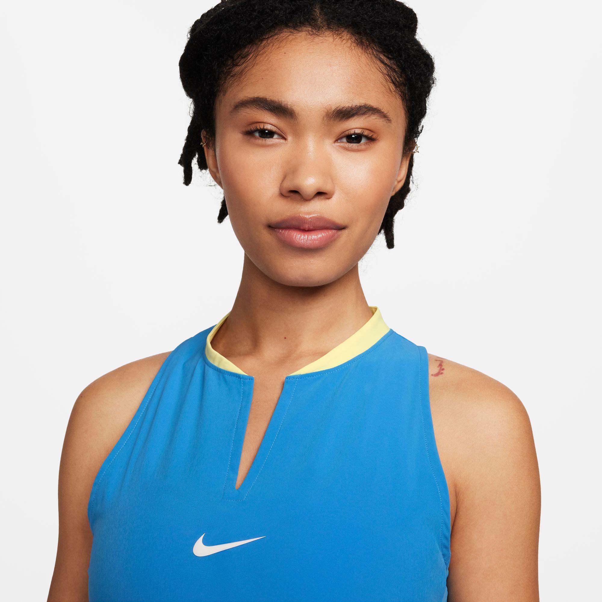 NIKE W NK DF ADVTG DRESS Tenniskleid 