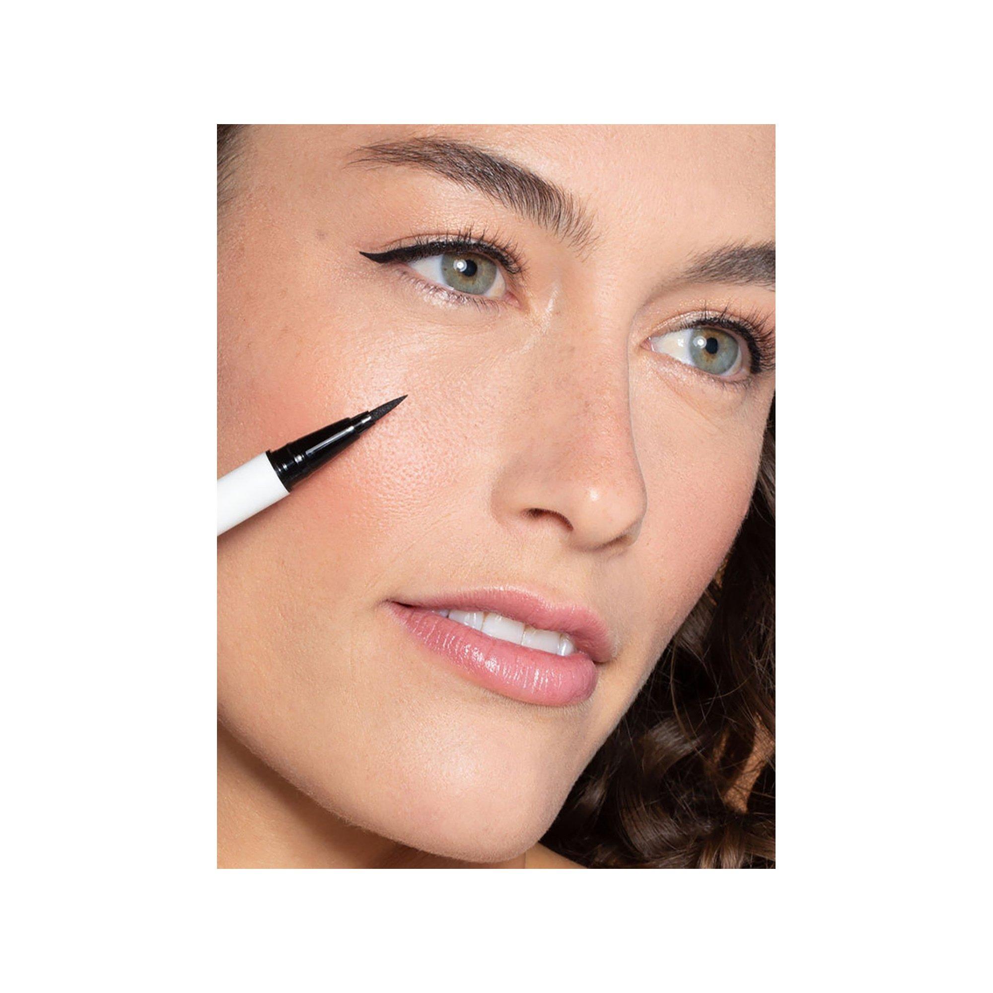 ILIA  Clean Line - Flüssig-Eyeliner 