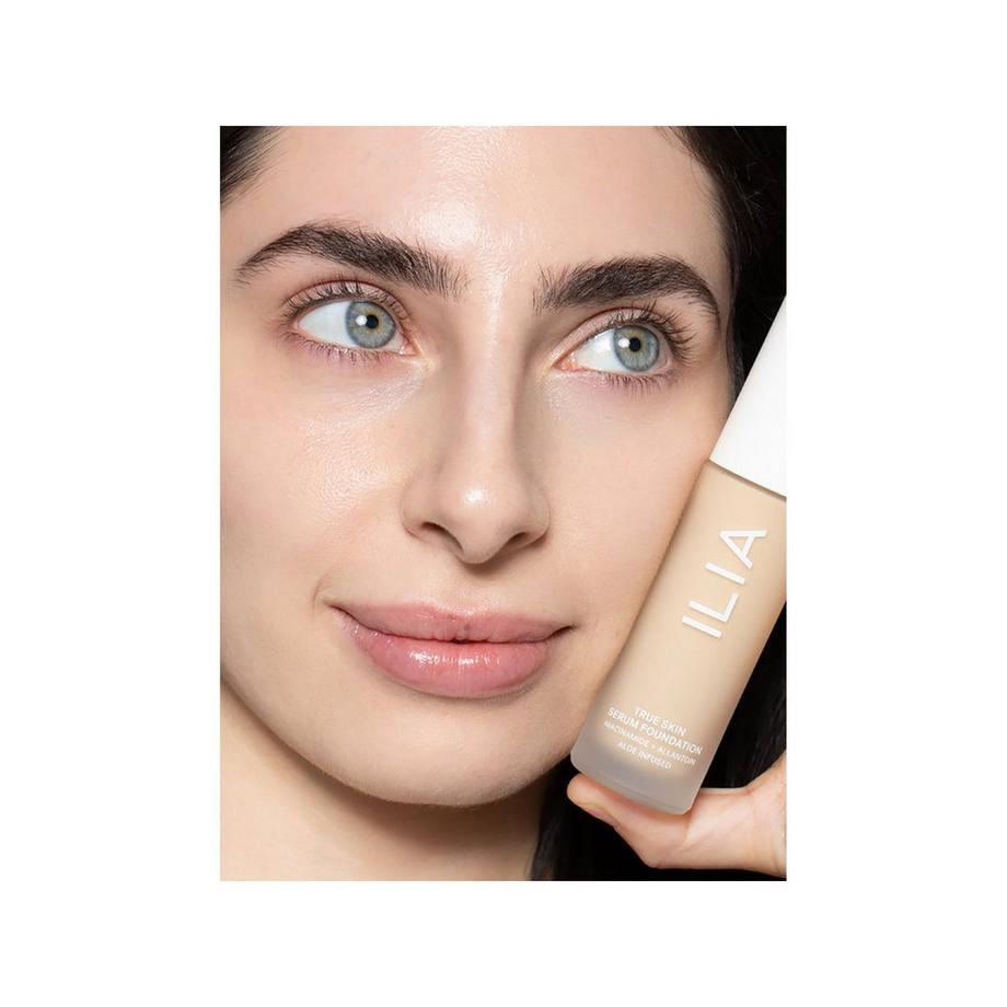 ILIA  True Skin Serum - Foundation 