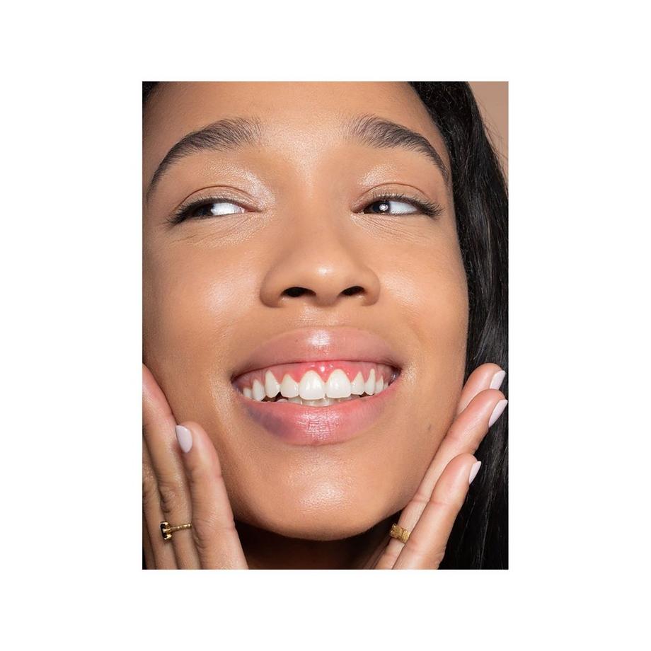 ILIA  True Skin Serum - Fondotinta 