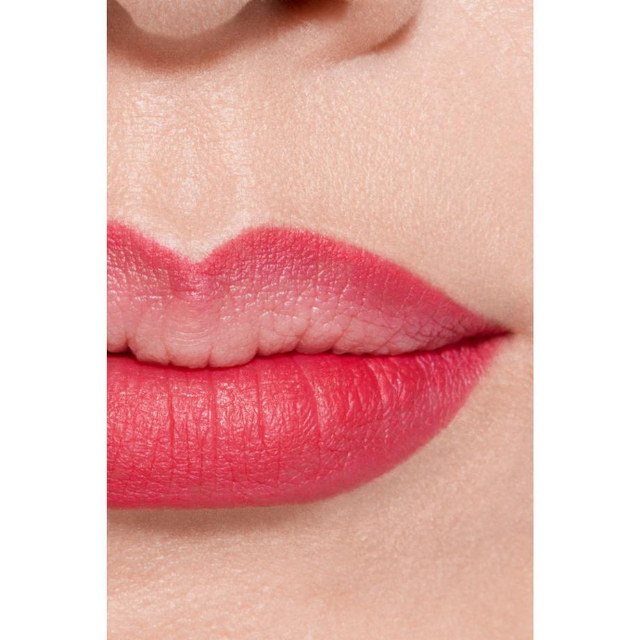 CHANEL LE CRAYON À LÈVRES LIPPENKONTURENSTIFT MIT LANGEM HALT 