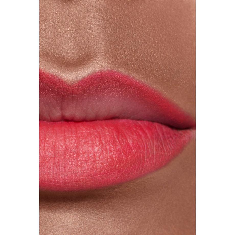 CHANEL LE CRAYON À LÈVRES LIPPENKONTURENSTIFT MIT LANGEM HALT 