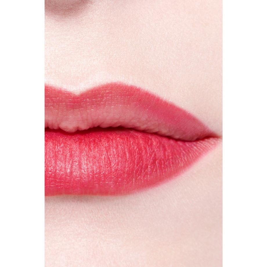 CHANEL LE CRAYON À LÈVRES LIPPENKONTURENSTIFT MIT LANGEM HALT 