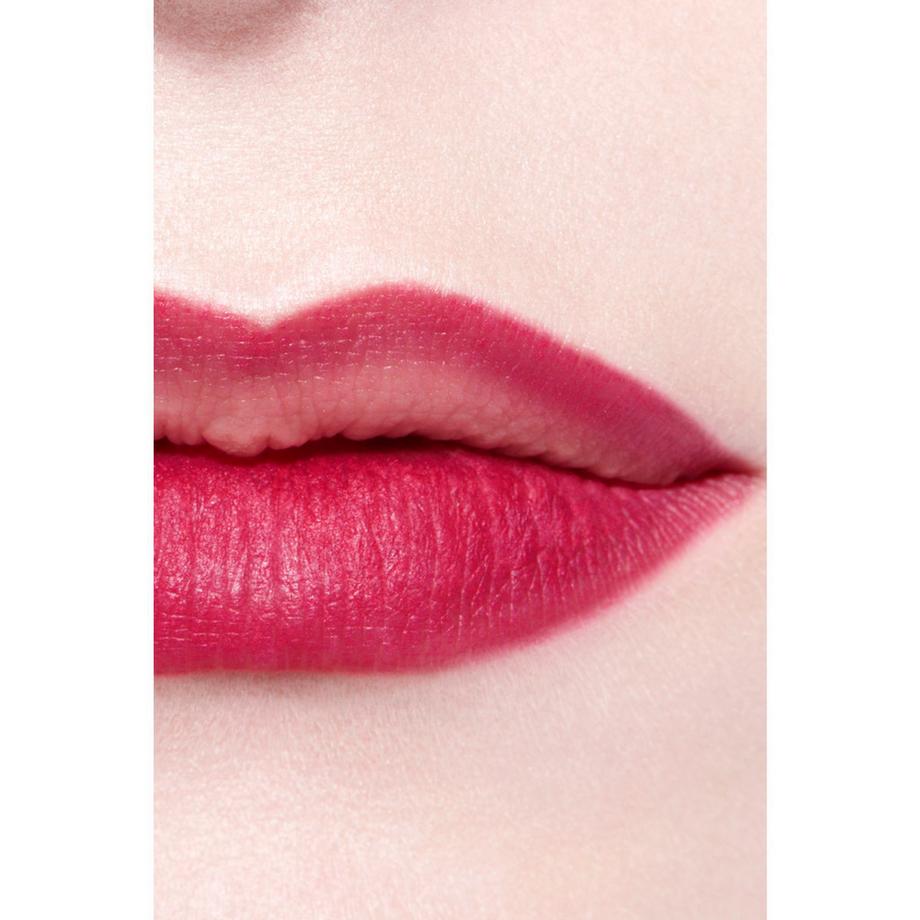 CHANEL LE CRAYON À LÈVRES ⁠ LIPPENKONTURENSTIFT MIT LANGEM HALT 