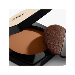 CHANEL LES BEIGES POUDRE BELLE MINE NATURELLE POUDRE LÉGÈRE, IMPERCEPTIBLE ET MODULABLE 
