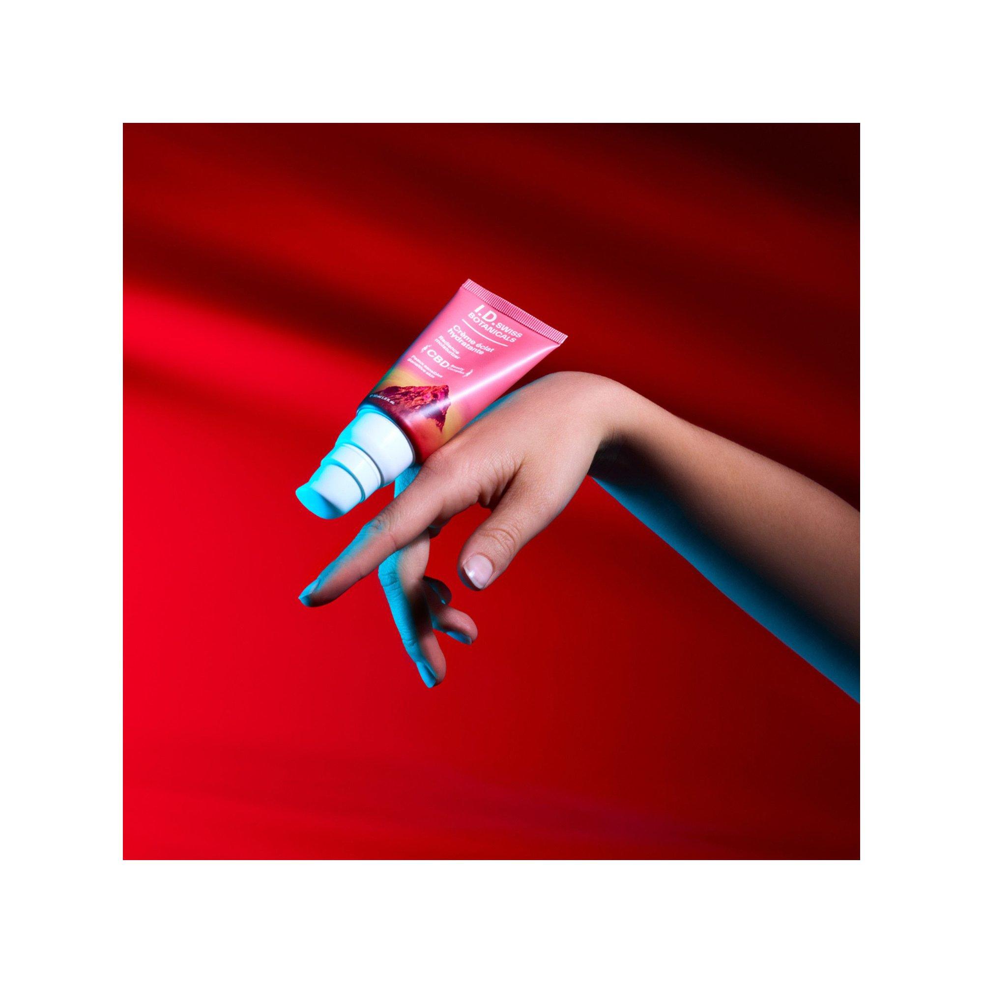 I.D. Swiss Botanicals  Crème Éclat Hydratante Riche en Vitamine C & Vitamine E 