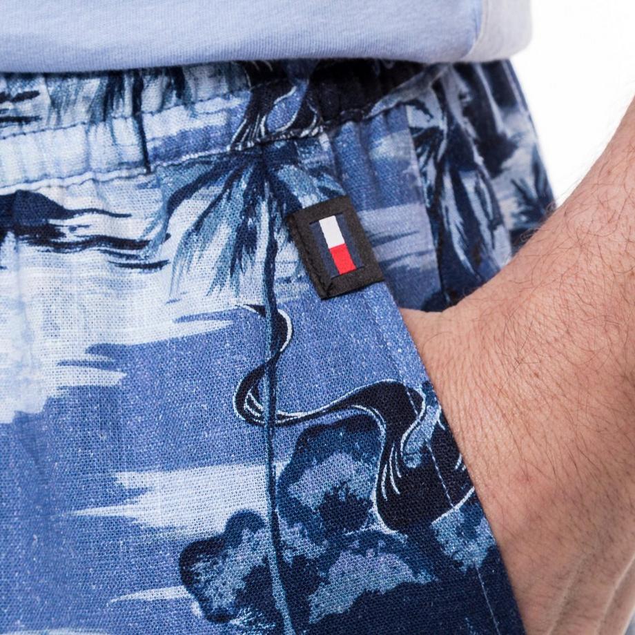TOMMY JEANS TJM AO Hawaiian Beach Shorts  