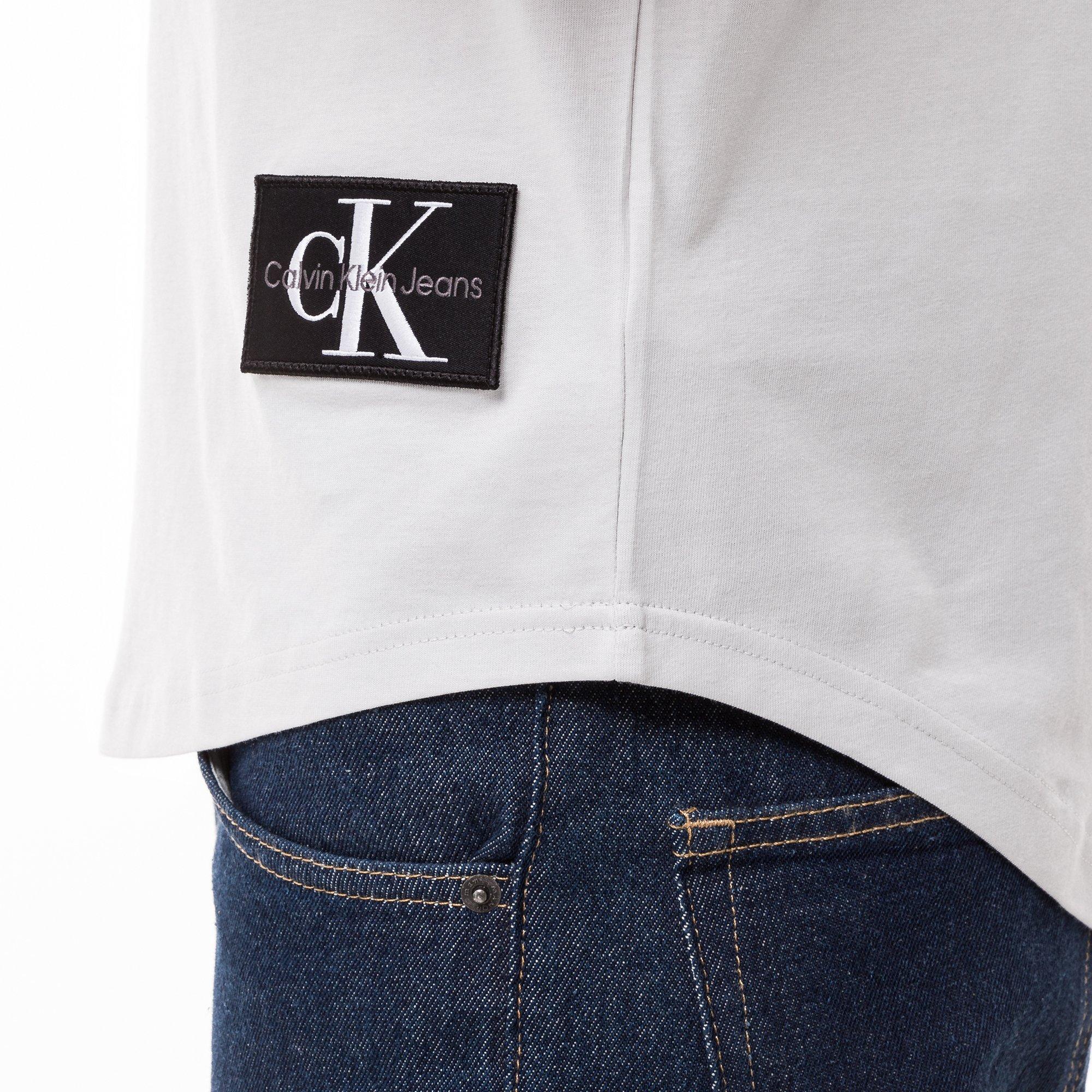 Calvin Klein Jeans BADGE ROUND HEM TEE T-shirt  