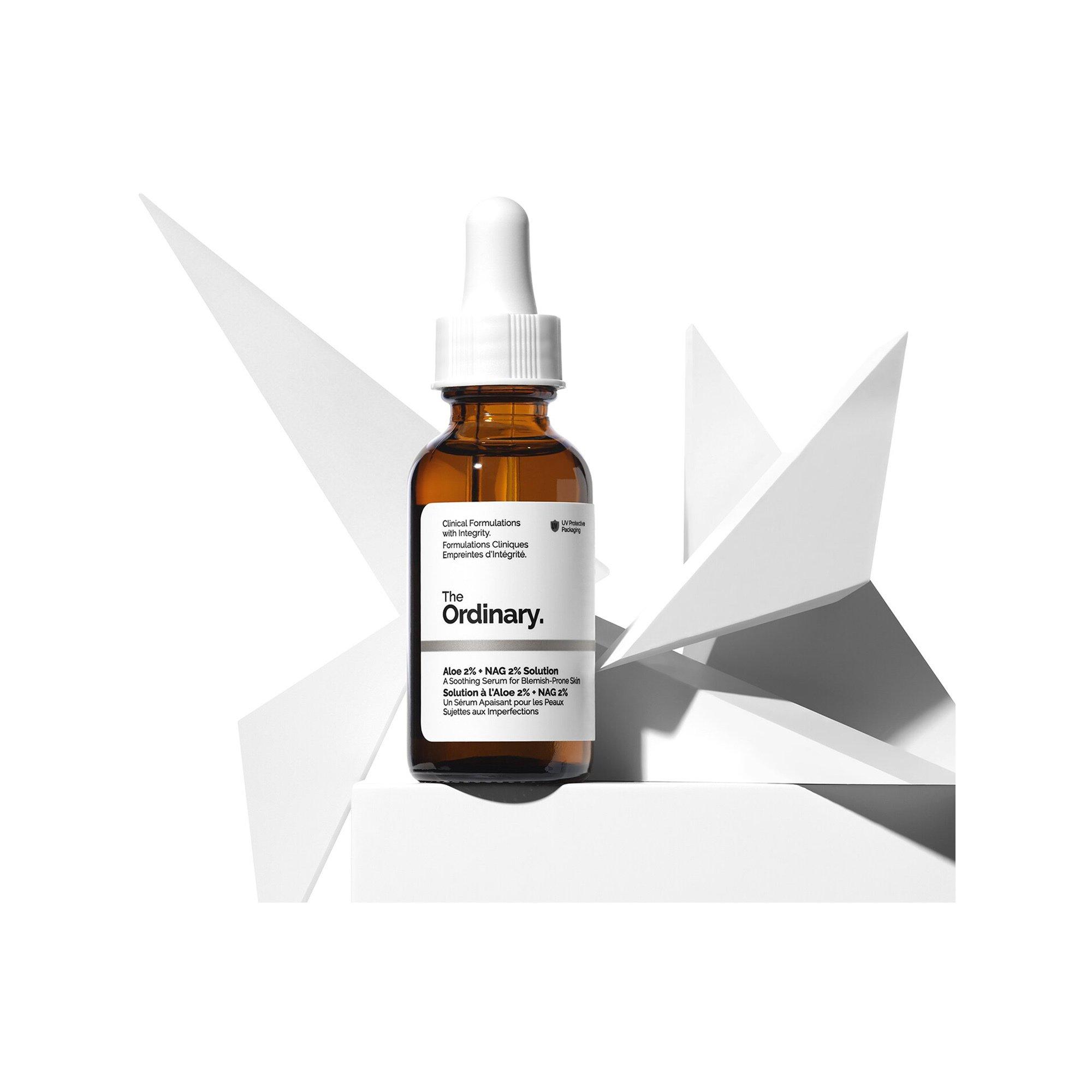 THE ORDINARY  Aloe 2 % + NAG 2 % Solution - Beruhigendes Serum gegen Hautunreinheiten 