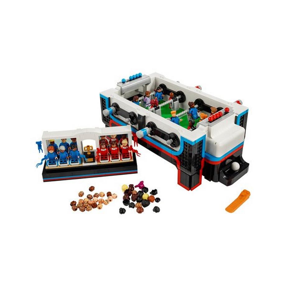 LEGO®  21337 Calcio balilla 