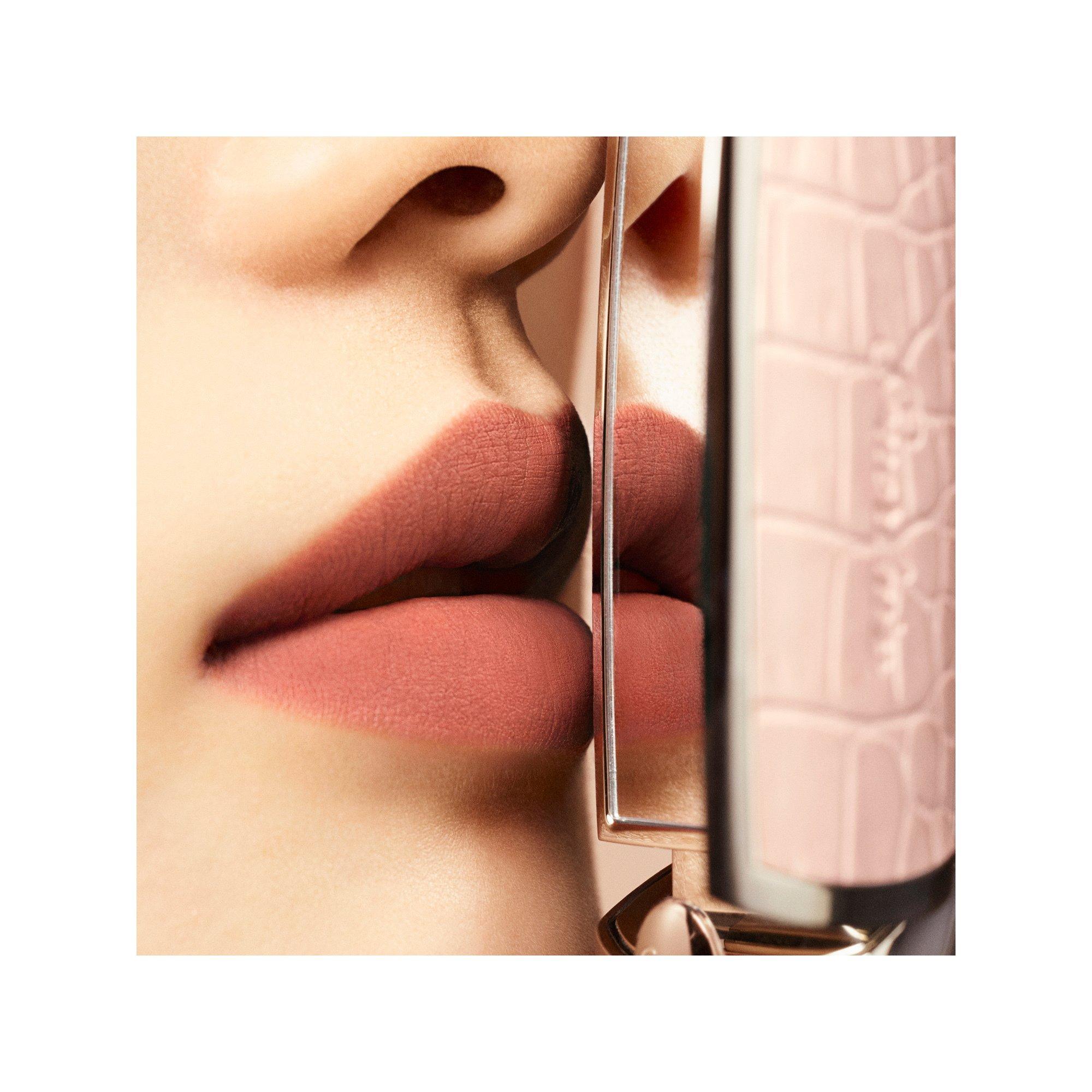 Guerlain ROUGE G VELVET LIP Rouge G Luxurious Velvet - Rouge à lèvres mat velours tenue 16h 