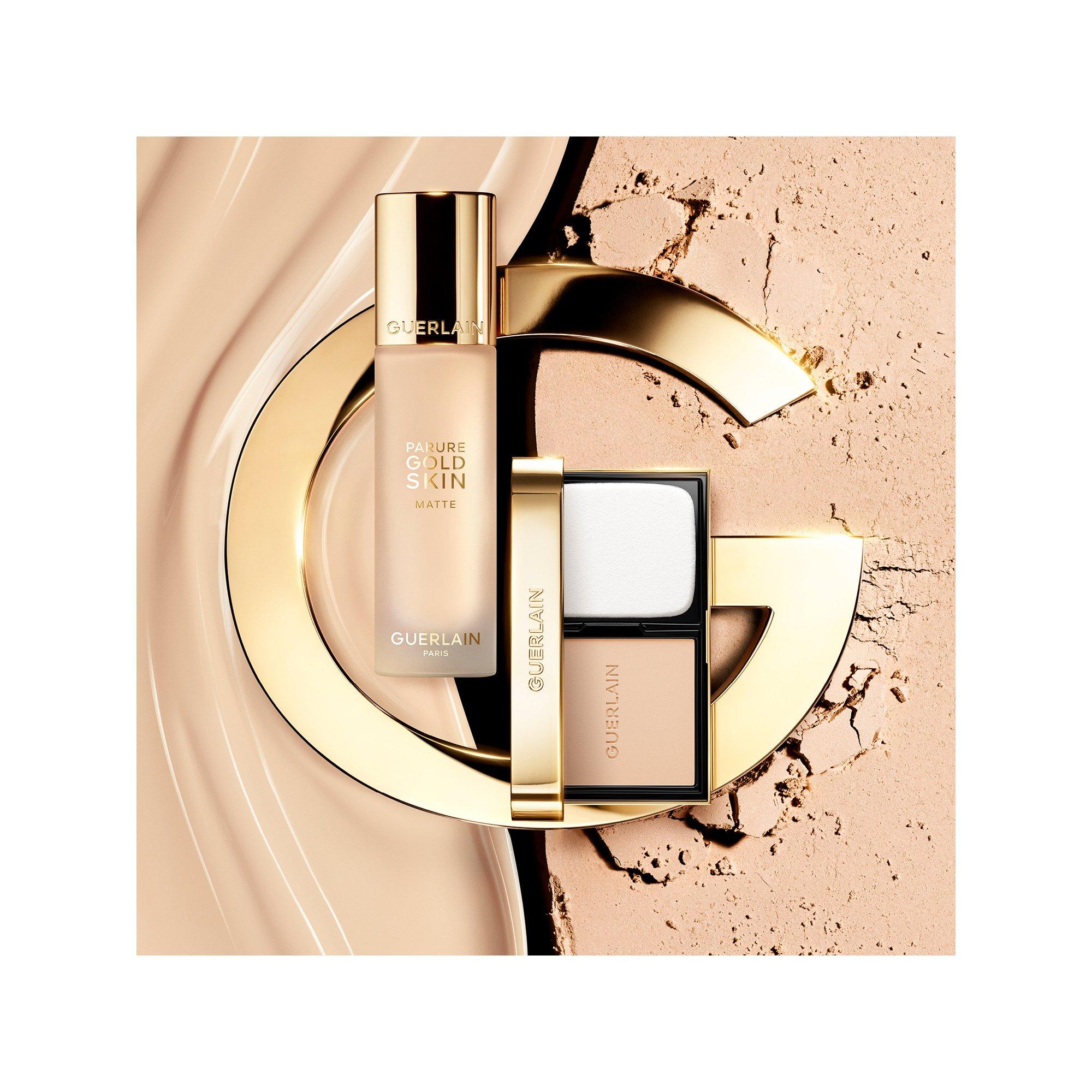 Guerlain PAR/GOLD COMPACT Parure Gold Skin Control Fond De Teint Compact Haute Perfection & Matité - Recharge Effet Rajeunissant - Tenue 24H - Sans Transfert 