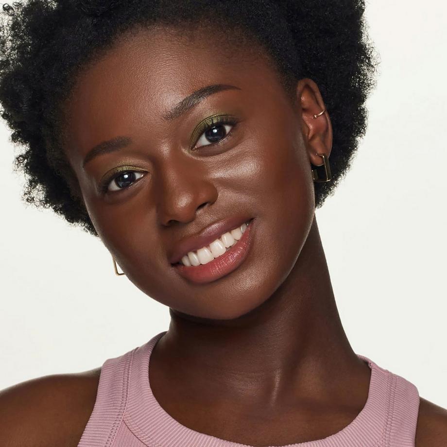 essence  Blend & Line Eyeshadow Stick  