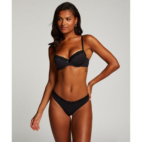 Hunkemöller Gerippter String mit Spitzenbesatz  