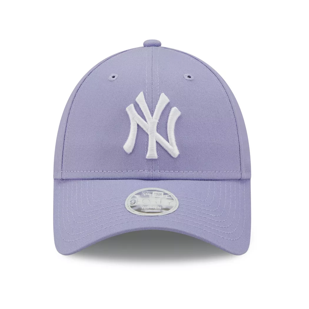 New Era Women's League Essential 9FORTY New York Yankees Purple