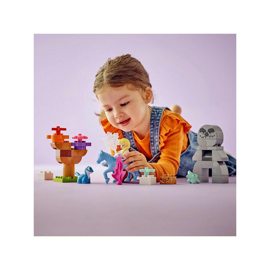 LEGO®  10418 Elsa et Bruni dans la forêt enchantée 