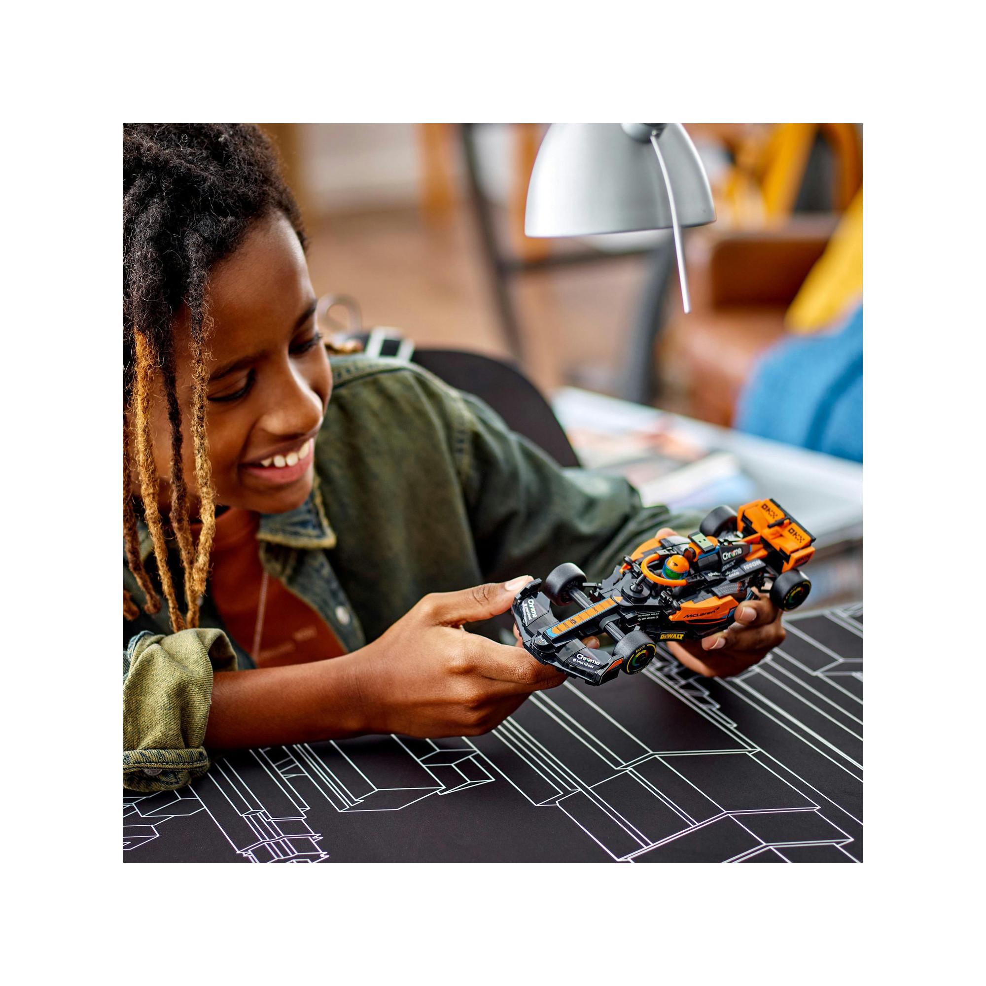 LEGO®  76919 Monoposto da corsa McLaren Formula 1 2023 