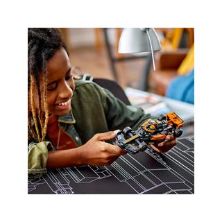 LEGO®  76919 La voiture de course de Formule 1 McLaren 2023 